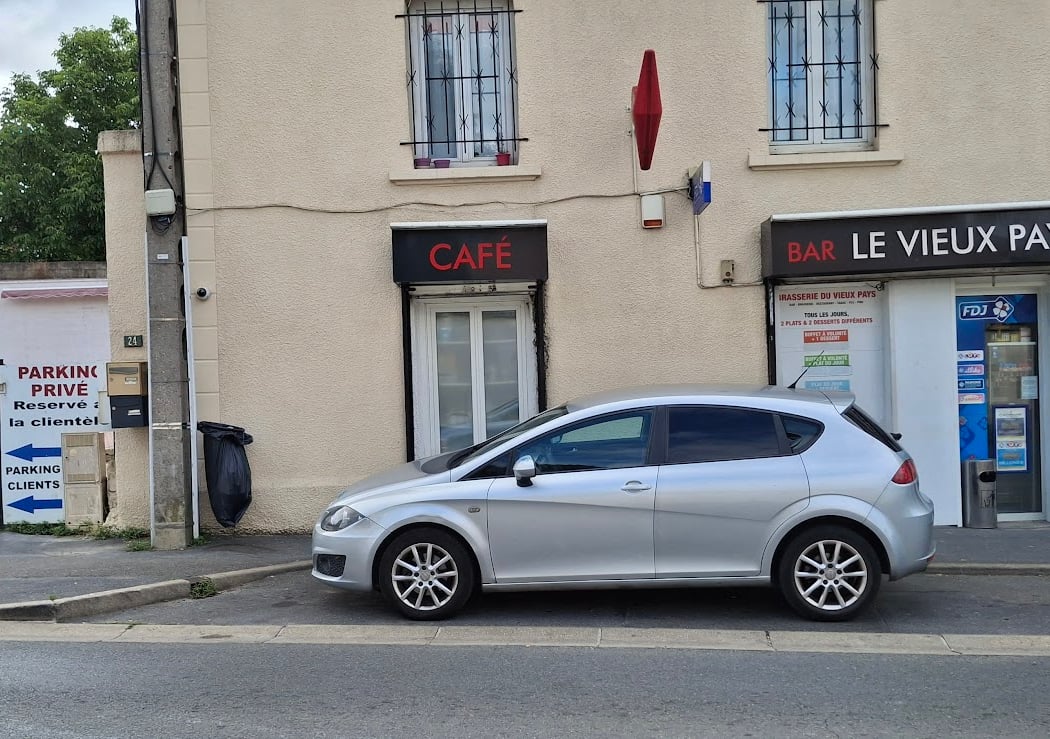 Tabac / Brasserie du Vieux Pays 2